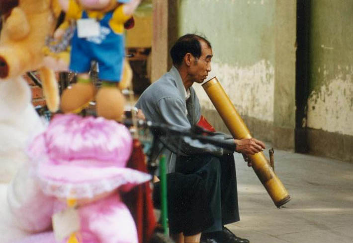 BONG.jpg